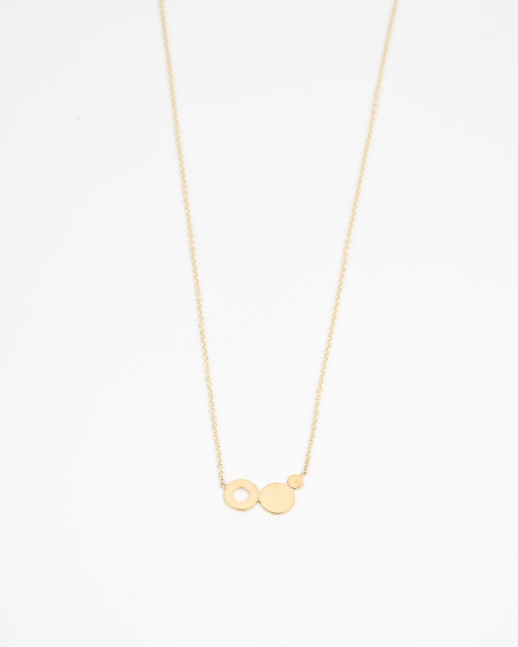 Náhrdelník Ornelle , 14K zlato chýba na krku foto