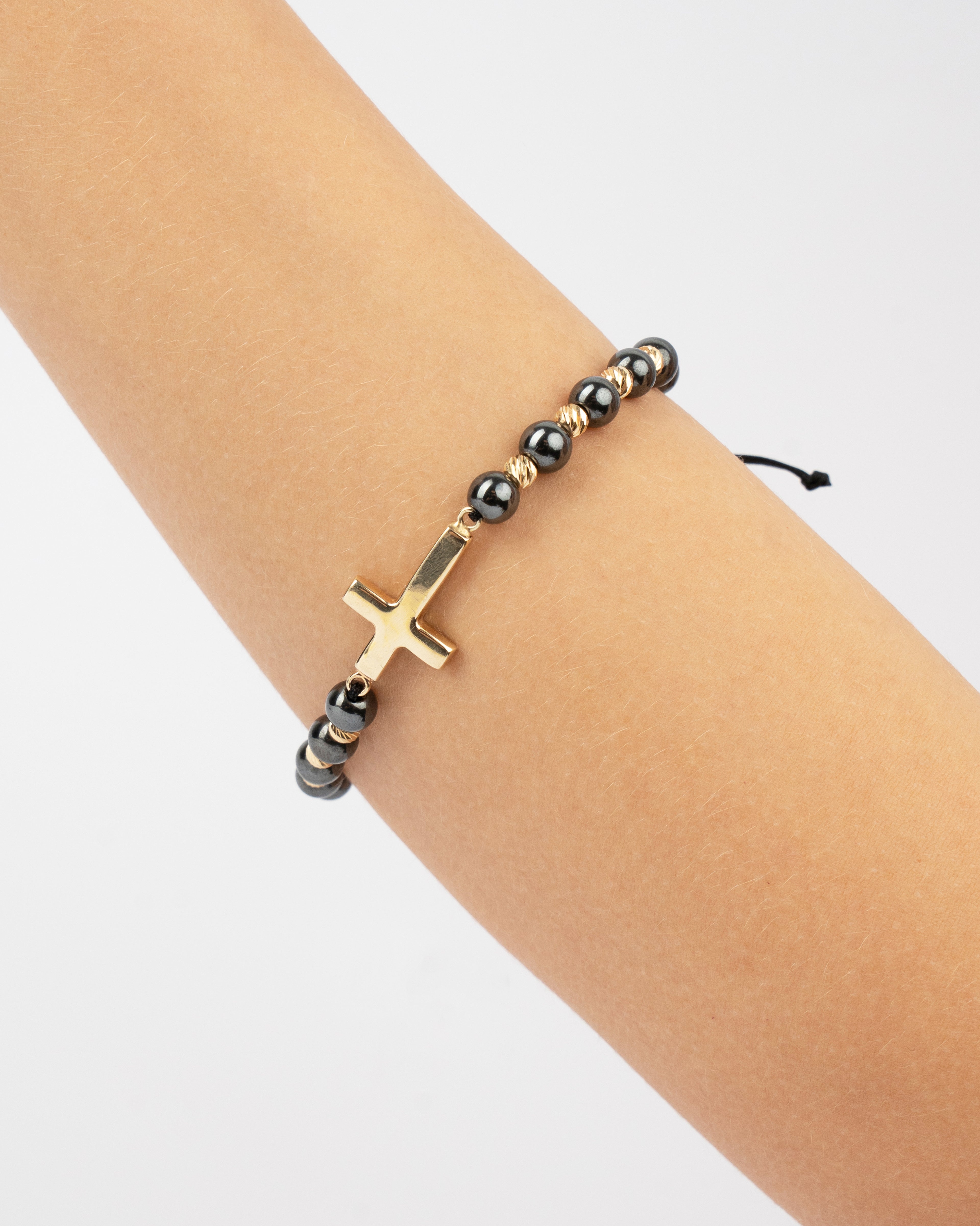 Atelier Cross & Hematite Bracelet, 14K zlat