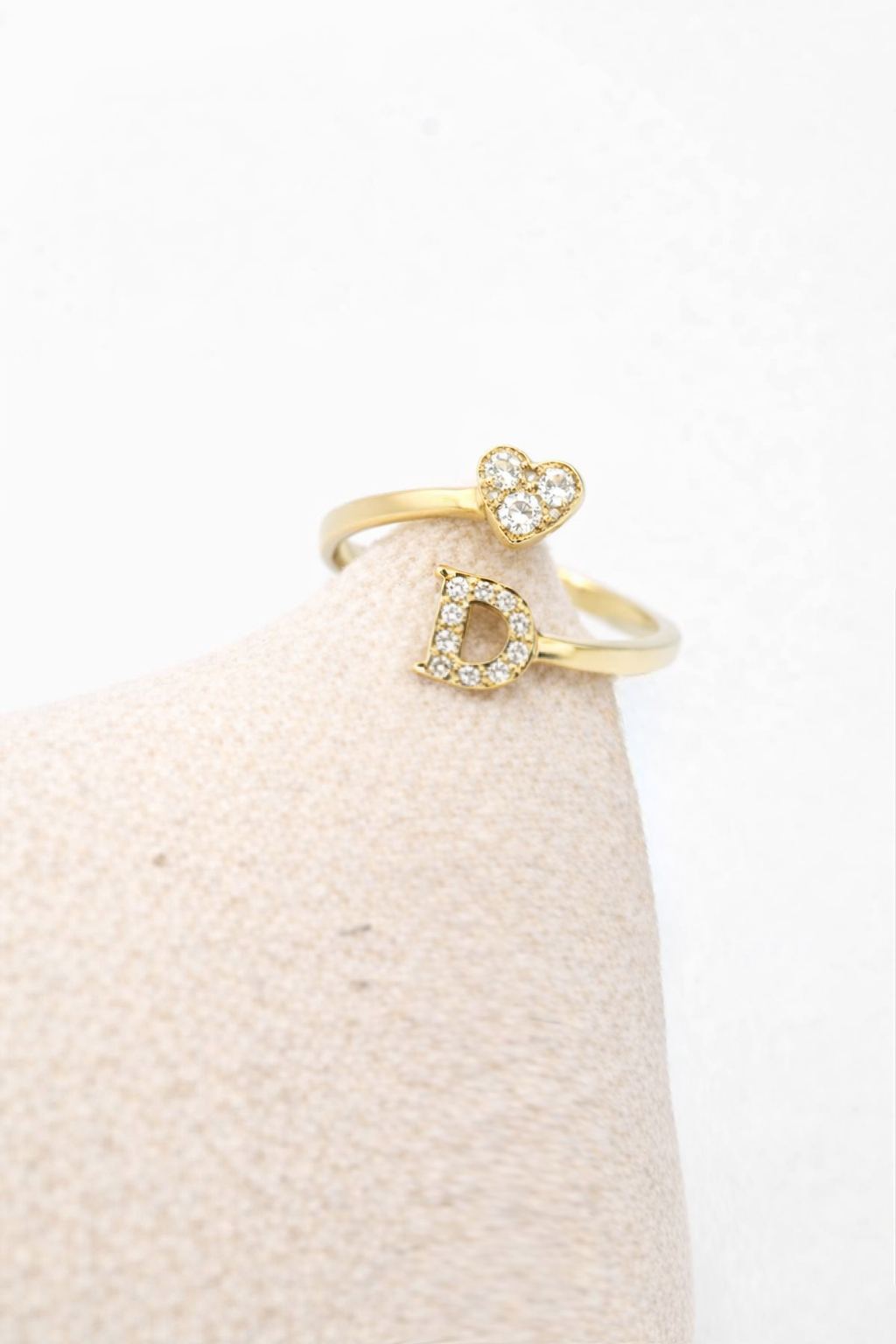 Atelier Heart Initial Ring Pavé Edition, 14K zlato