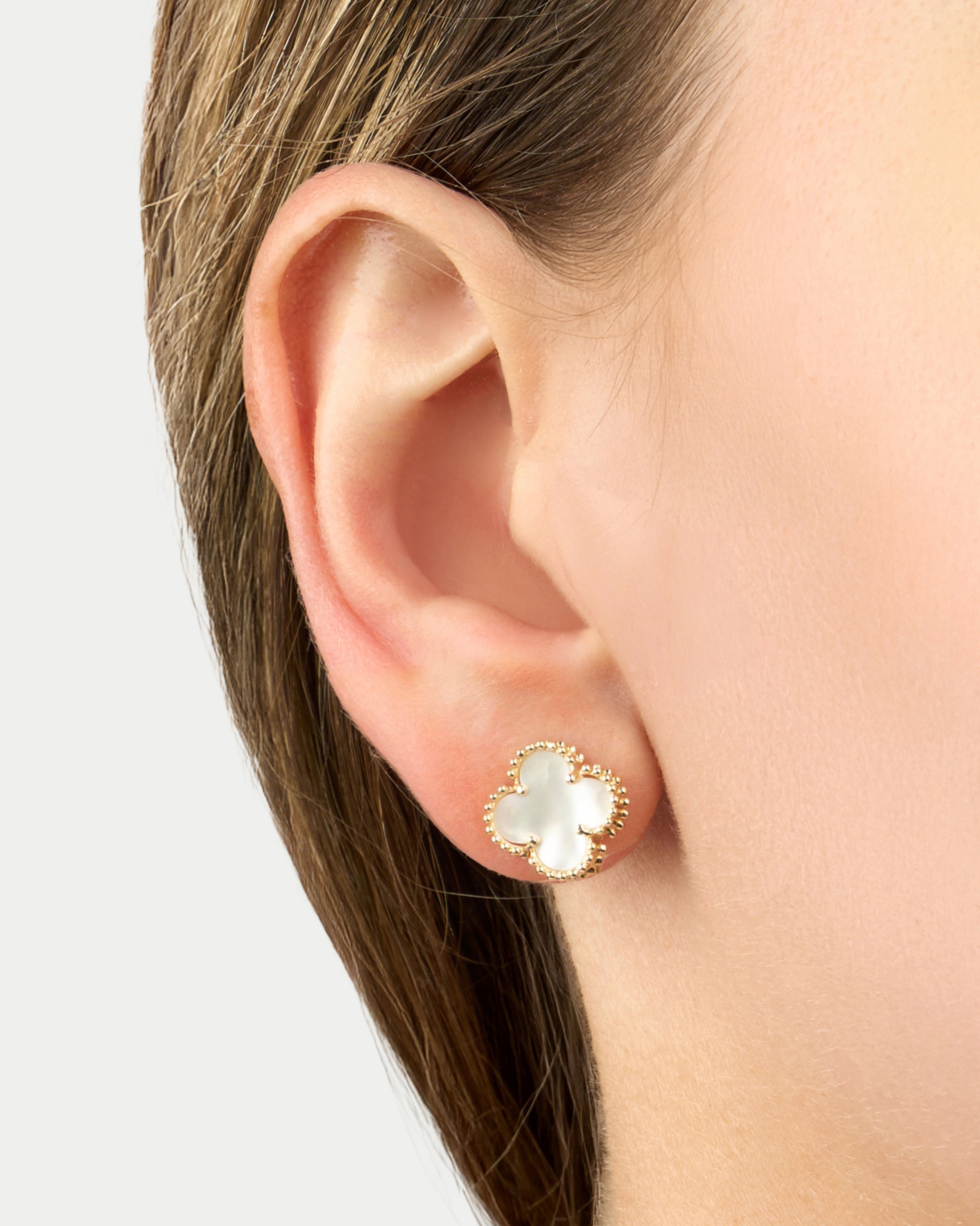 Náušnice na francúzske zapínanie Aurora Clover biele stredné, 14K zlato