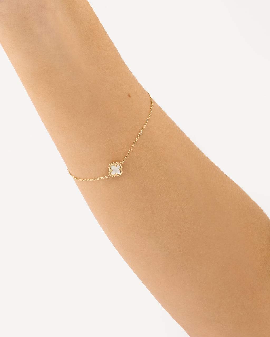 Náramok Aurora Clover perleťový 1ks mini štvorlístok , 14K zlato (Kopie)