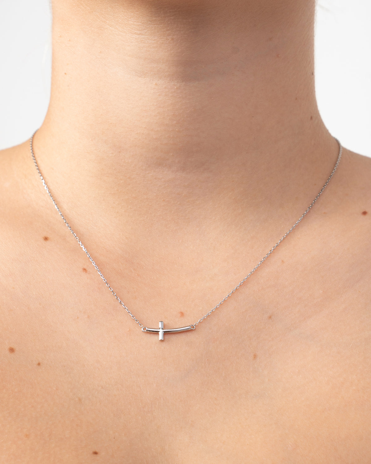 Náhrdelník Sacré Ligne, 14K biele zlato