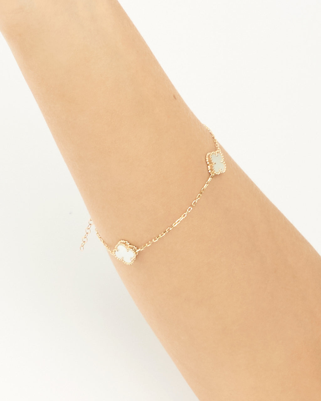 Náramok Aurora Clover biely 3ks malý štvorlístok , 14K zlato