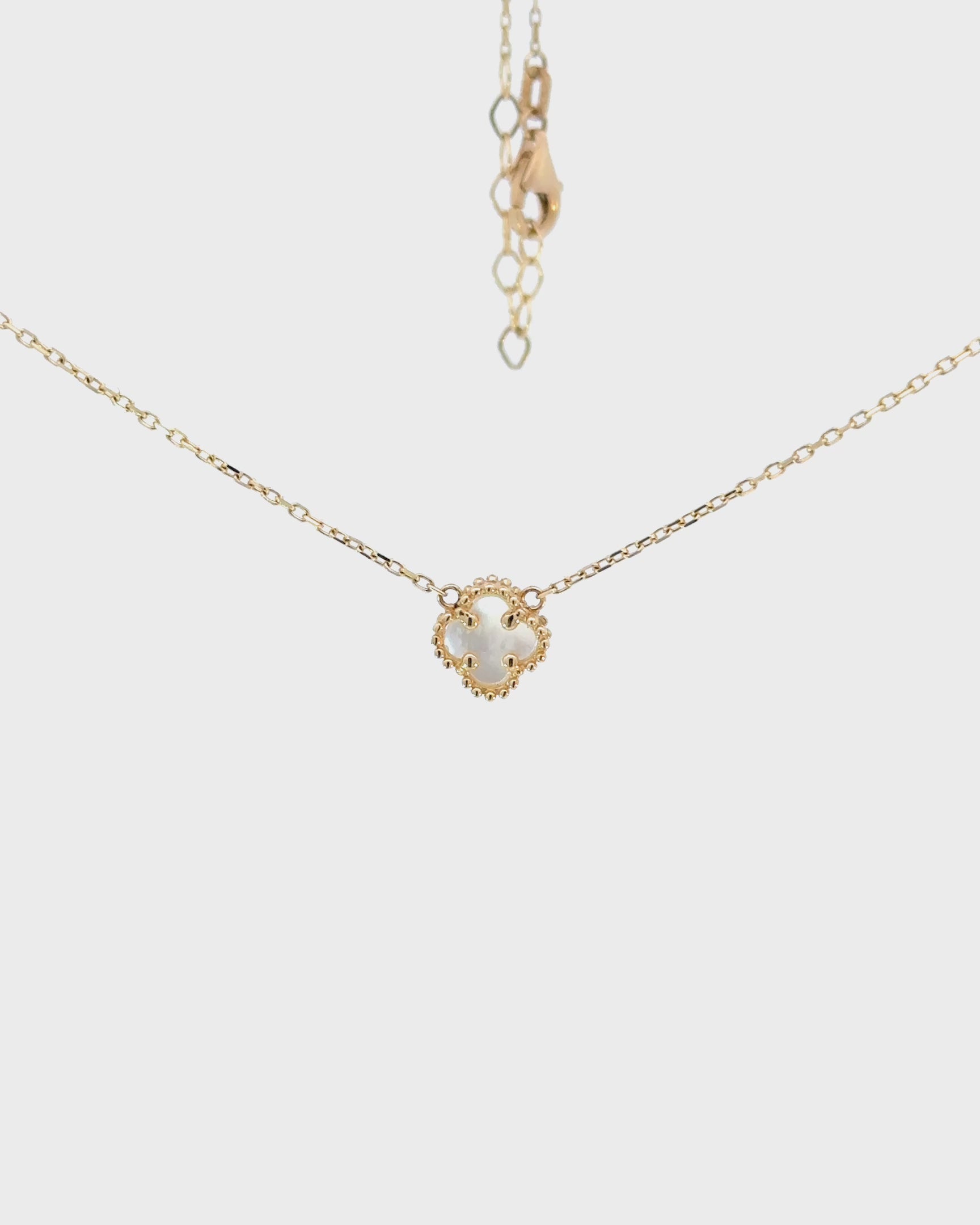 Náhrdelník Aurora Clover biely mini , 14K zlato