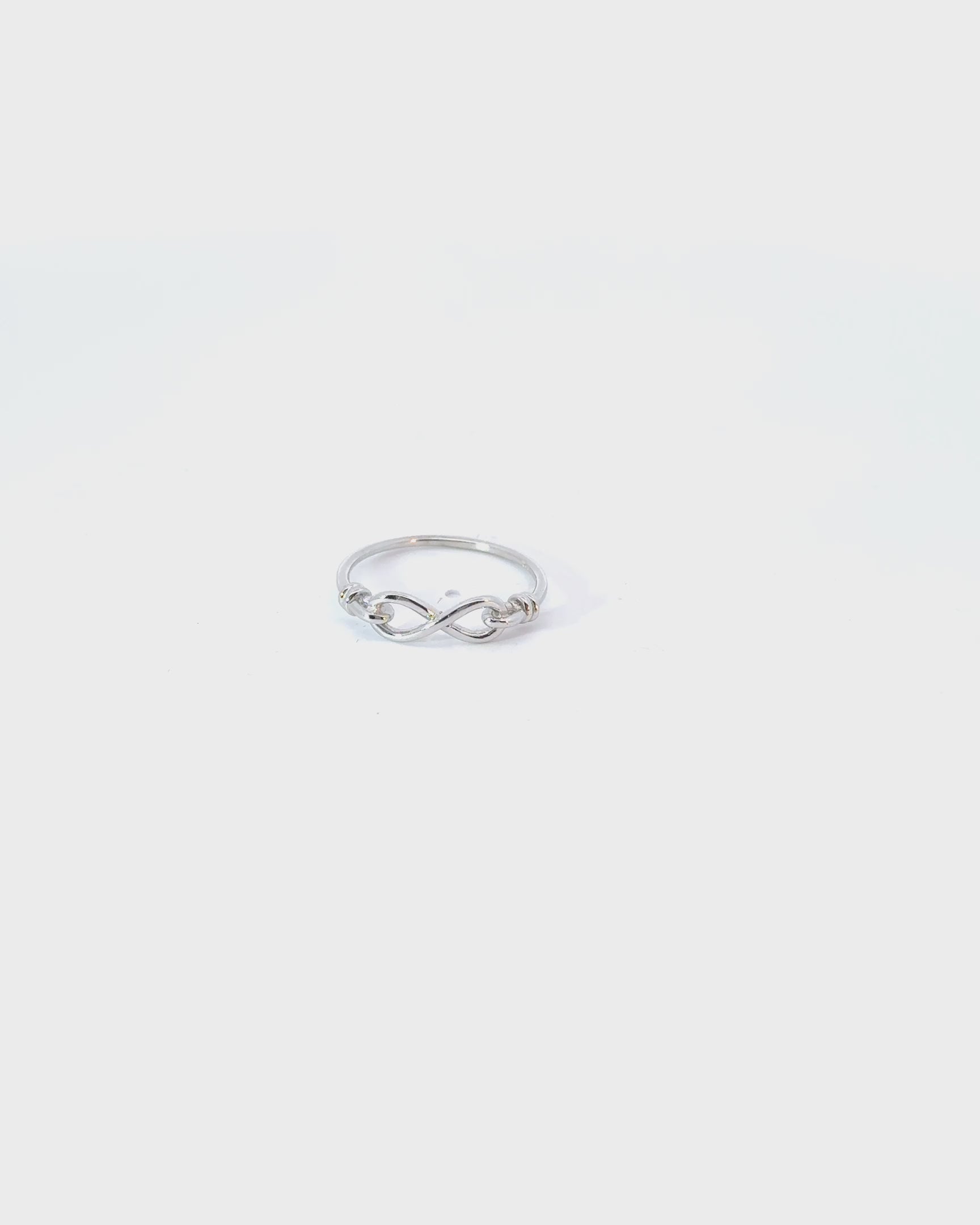 Prsteň Eterna, 14K biele zlato