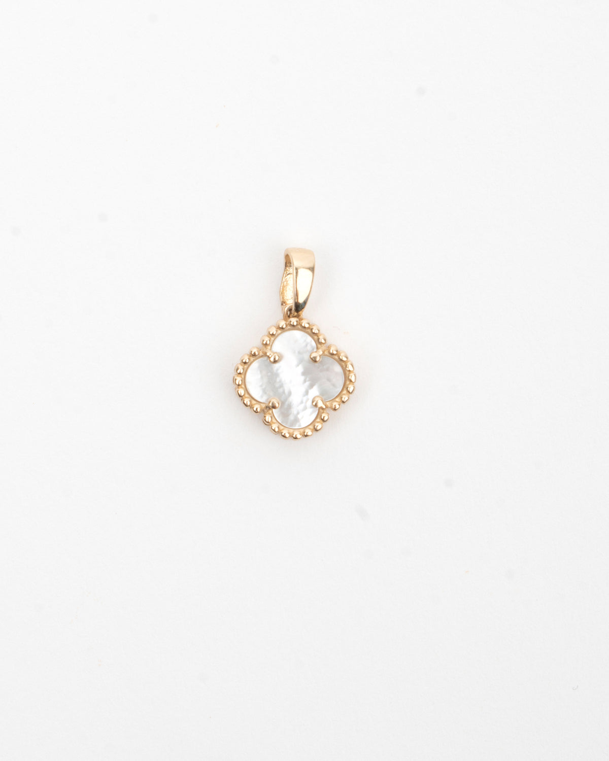 Prívesok Aurora Clover biely malý, 14K zlato
